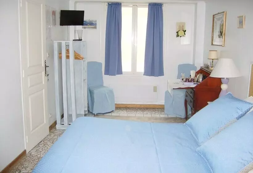 Hotelli Chambre D Hôtes Myosotis