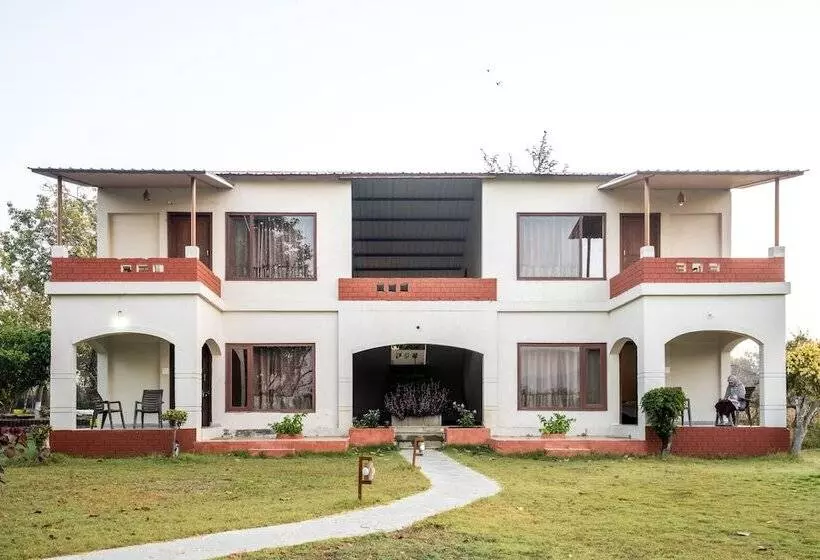 Hotelli Greenscape By Beyond Stay Madhai