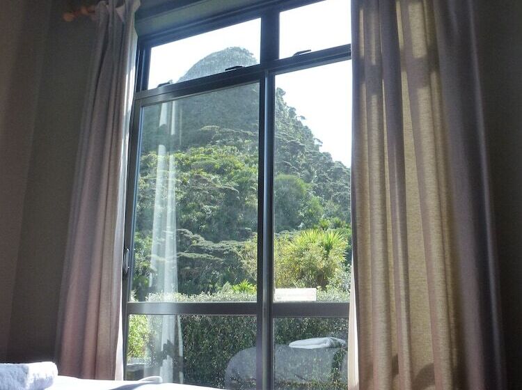 酒店 Piha Beachstay Accommodation