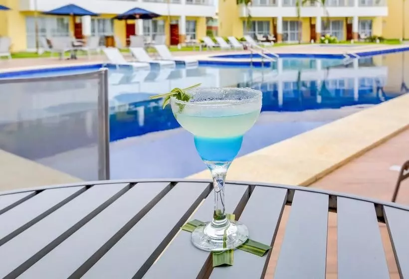 Ponta De Inhambupe Hotel Boutique & Spa By Slaviero Hotéis