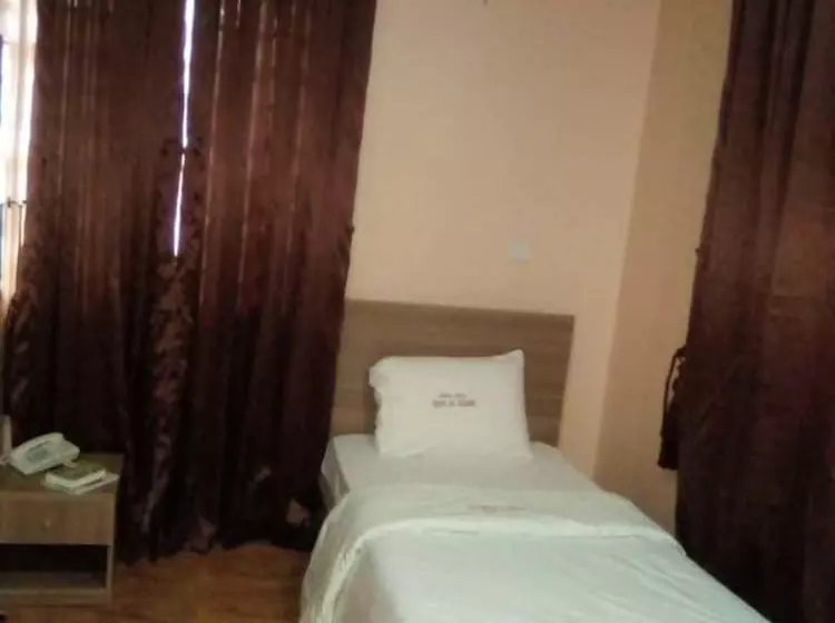 هتل Faith Lodge