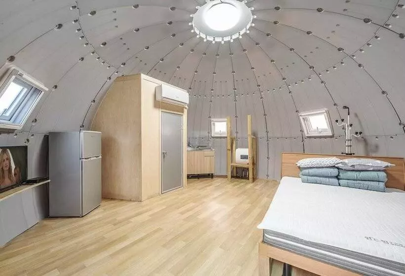 Hotelli Goseong Jjun Camping Pension