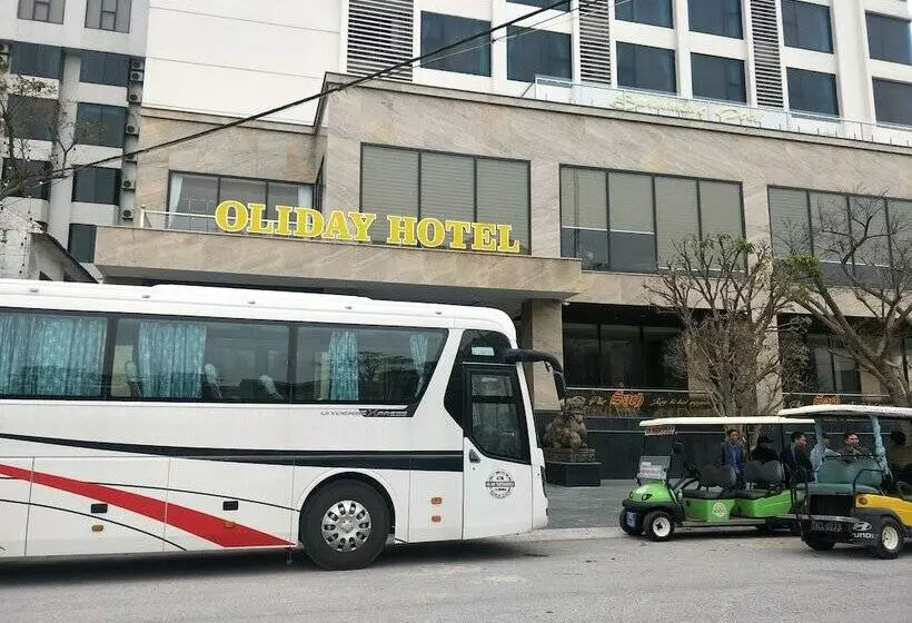 هتل Holiday Cua Lo