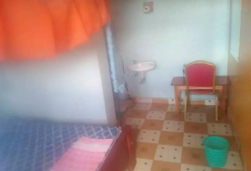 هتل Kimbo Pefa Guest House