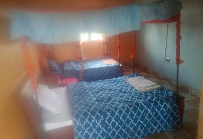 هتل Kimbo Pefa Guest House