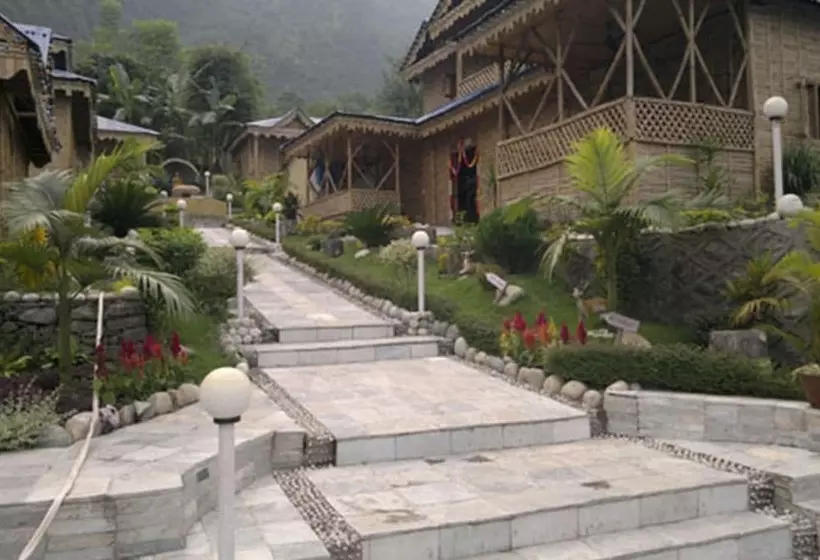 هتل Manakamana Rising Resort