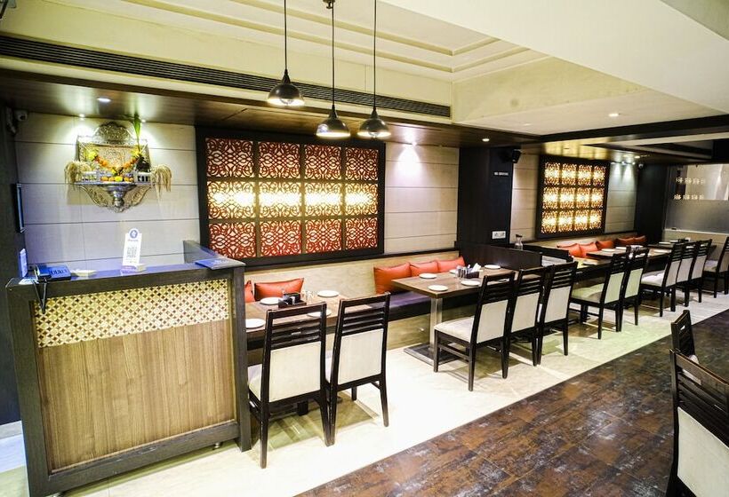 Отель Royal Classic