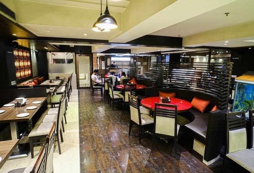 Отель Royal Classic