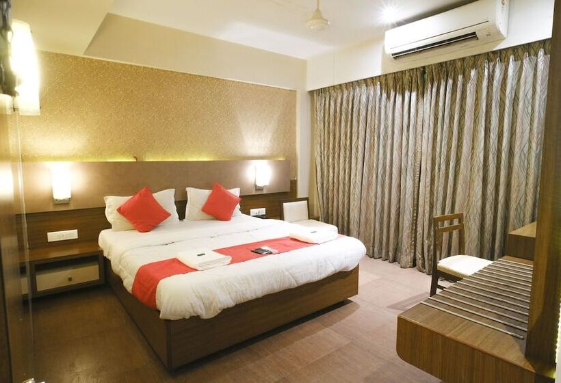 Отель Royal Classic