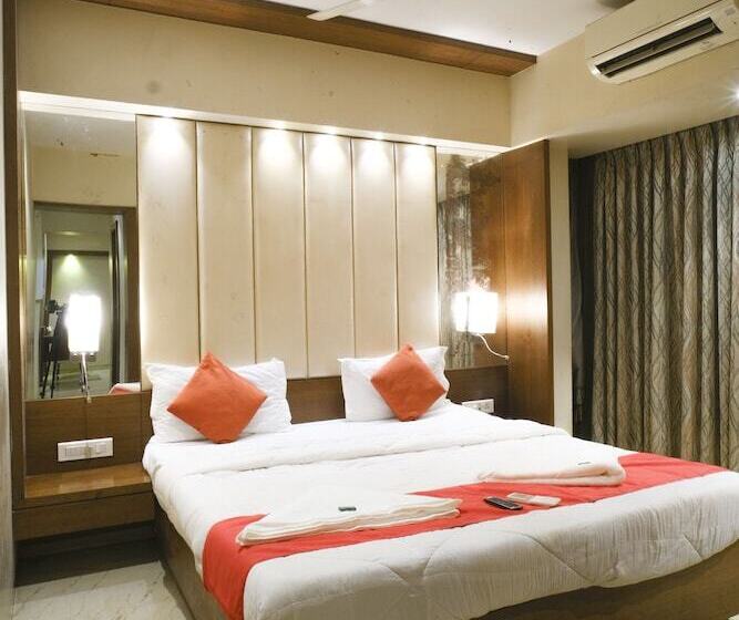 Отель Royal Classic