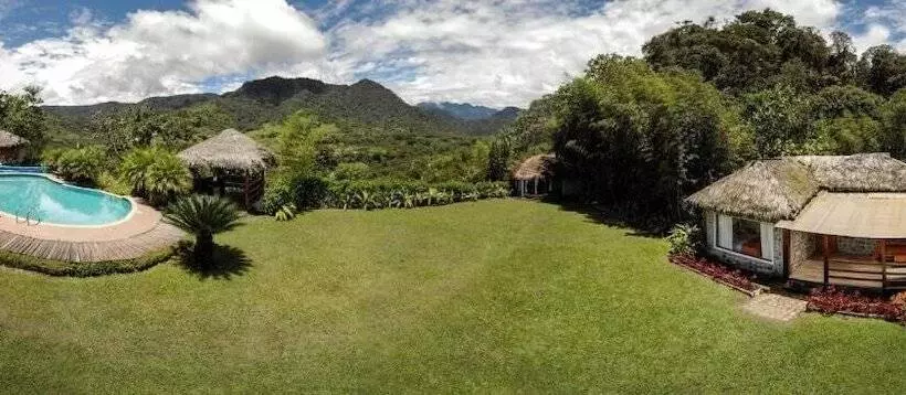 ホテル Terrabambu Lodge