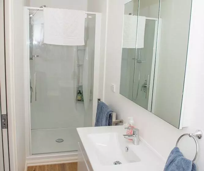 هتل Waimapu Cottage