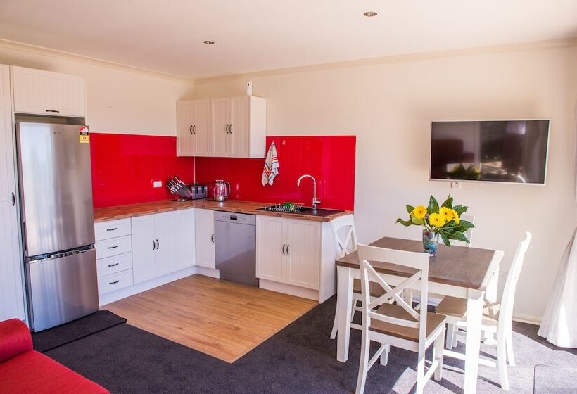 فندق Waimapu Cottage