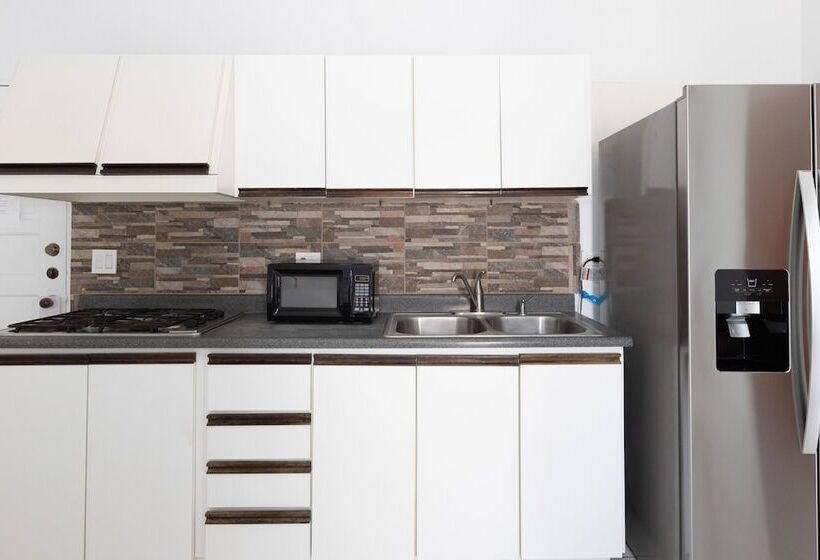 هتل Bella Surf Inn