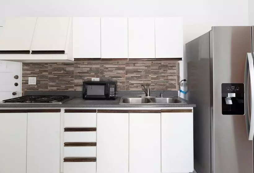 هتل Bella Surf Inn