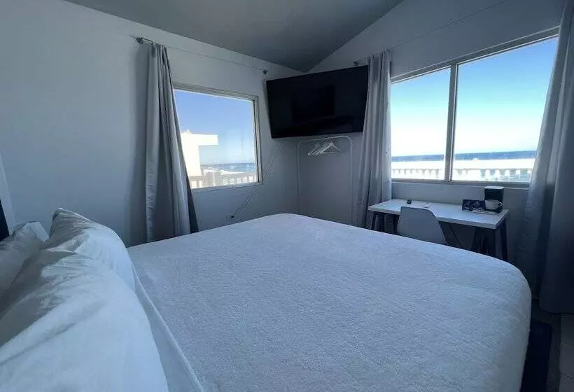 هتل Bella Surf Inn