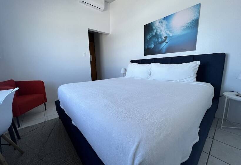 هتل Bella Surf Inn