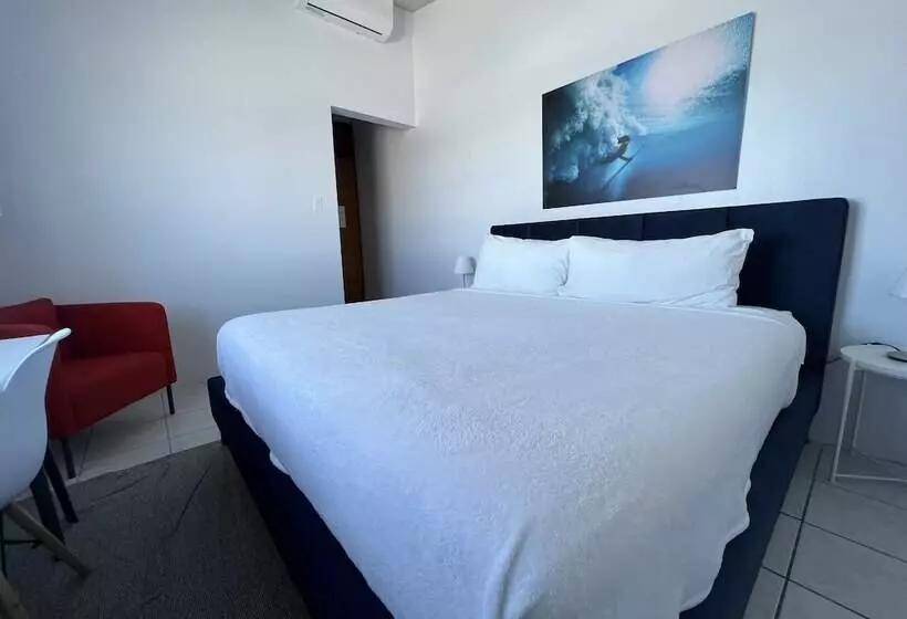 هتل Bella Surf Inn