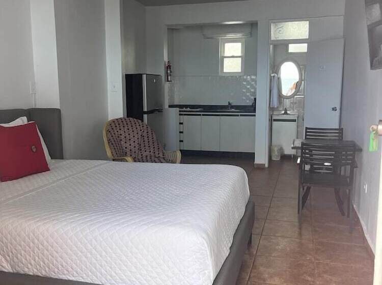 هتل Bella Surf Inn