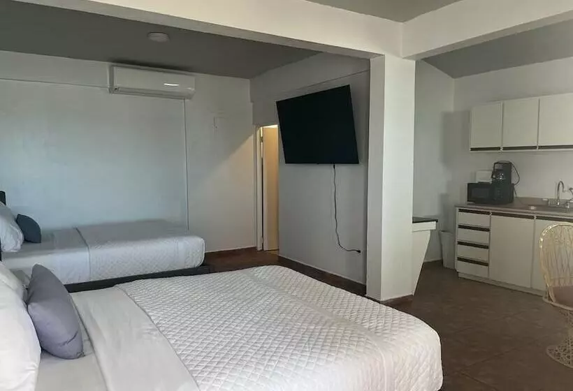 هتل Bella Surf Inn