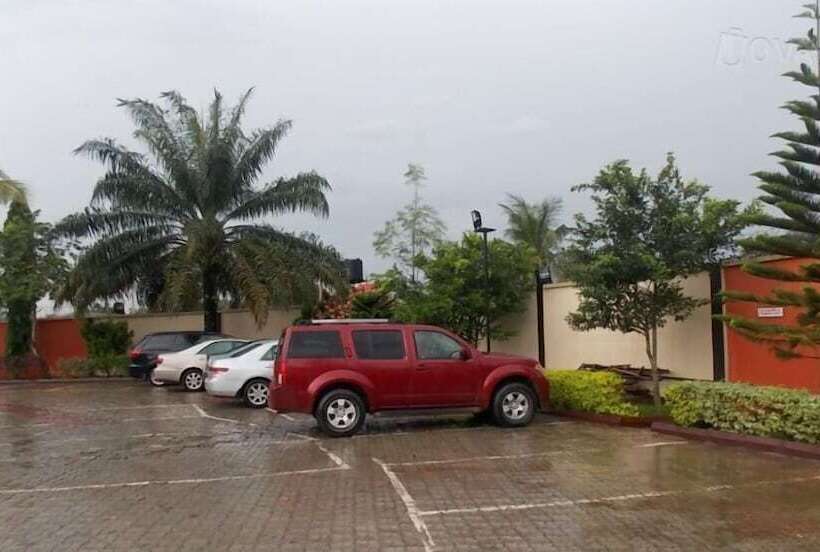 هتل Esporta Suites Ondo