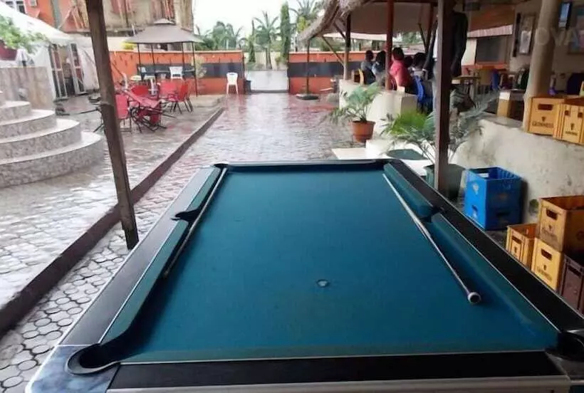 هتل Esporta Suites Ondo