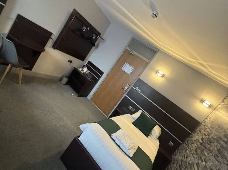 Отель Best Western Ebbw Vale