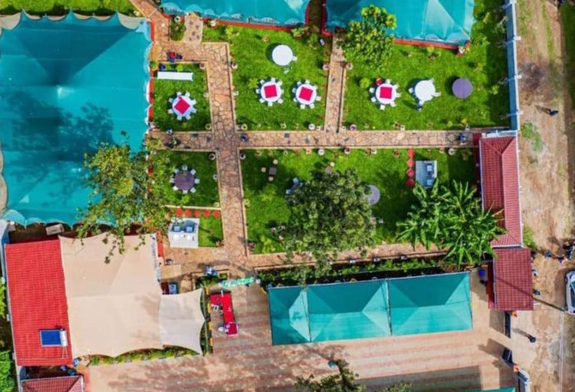 هتل Lovely Garden Guest Home