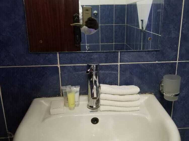 هتل Lovely Garden Guest Home