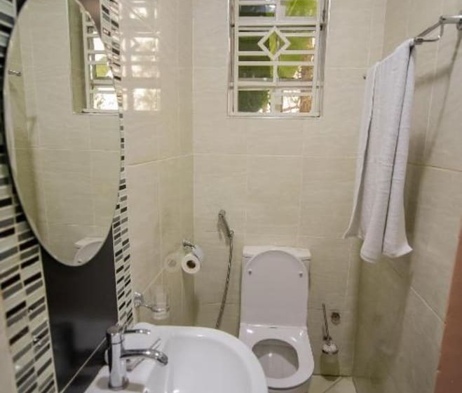 هتل Lovely Garden Guest Home