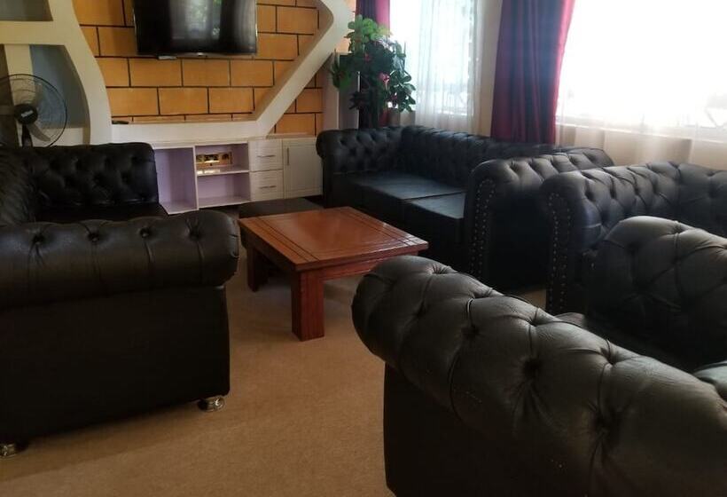 هتل Lovely Garden Guest Home