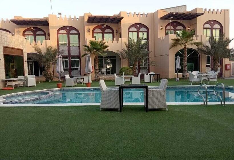 هتل Corniche Palace