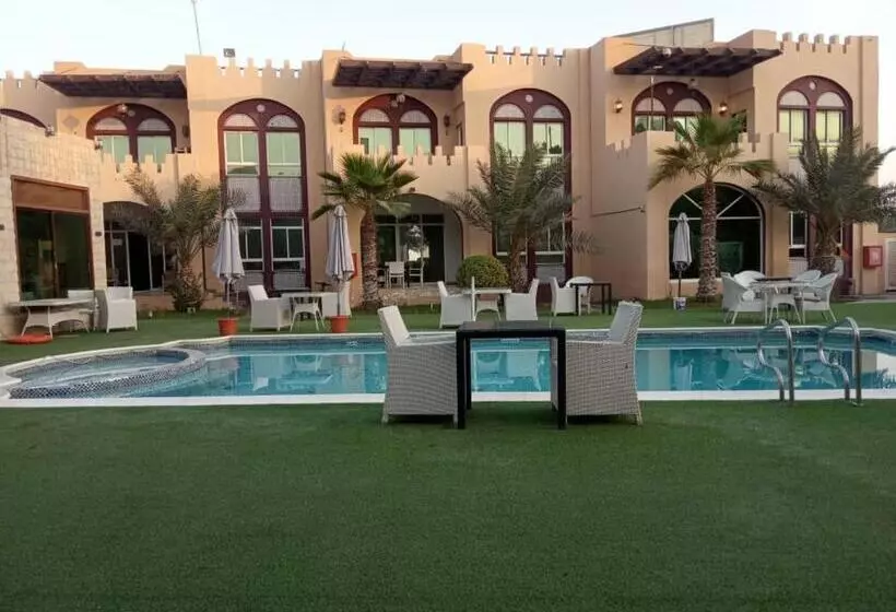 هتل Corniche Palace