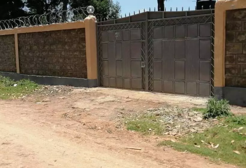 هتل The Rhine Guest House Eldoret
