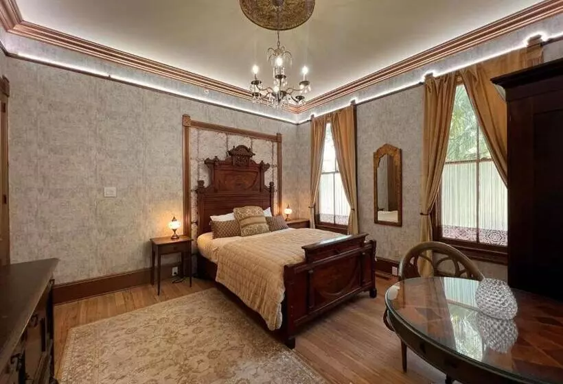 1001 Nights Historic Bed And Breakfast Adults Only