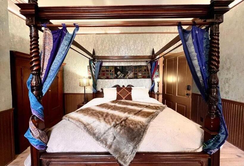 1001 Nights Historic Bed And Breakfast Adults Only