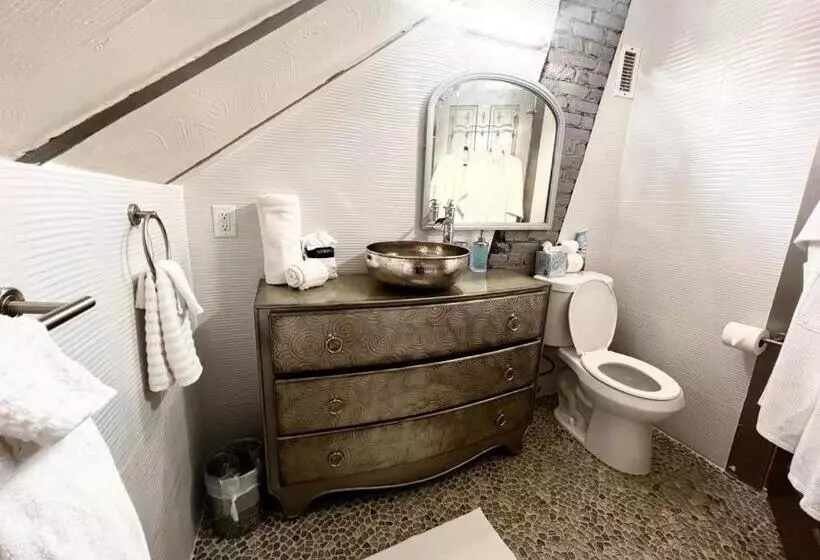 1001 Nights Historic Bed And Breakfast Adults Only