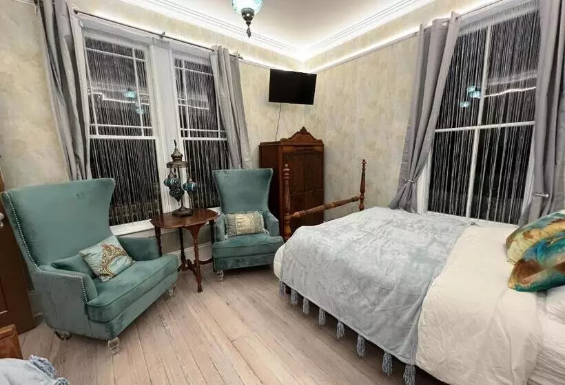 1001 Nights Historic Bed And Breakfast Adults Only