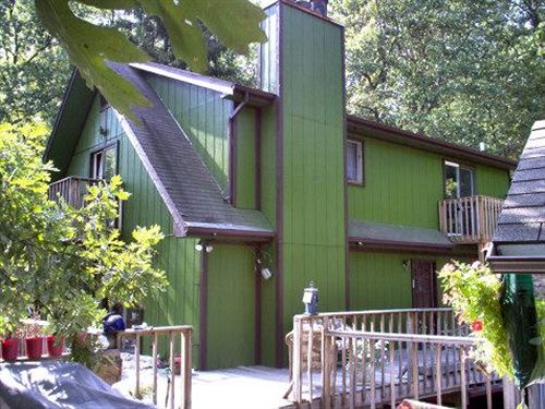 住宿加早餐 Lil Black Bear Inn