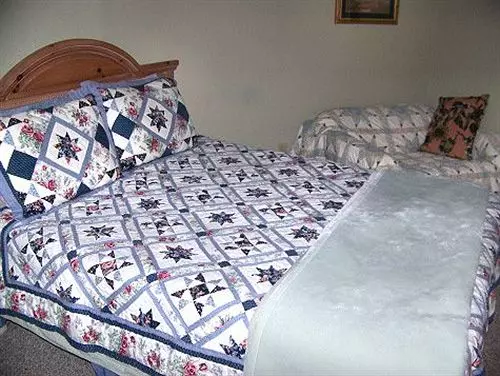 민박 Lil Black Bear Inn