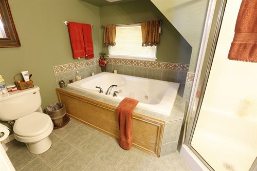 住宿加早餐 Lil Black Bear Inn