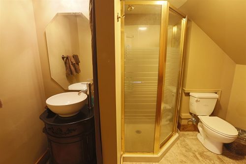 住宿加早餐 Lil Black Bear Inn