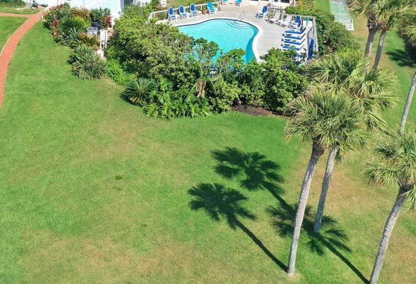 Beachfront Bed & Breakfast