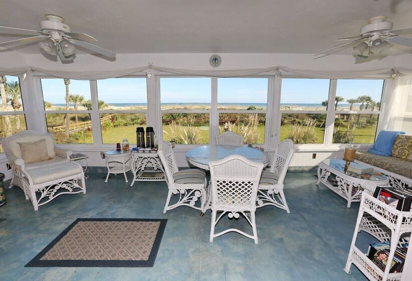 Beachfront Bed & Breakfast