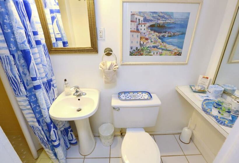 Beachfront Bed & Breakfast