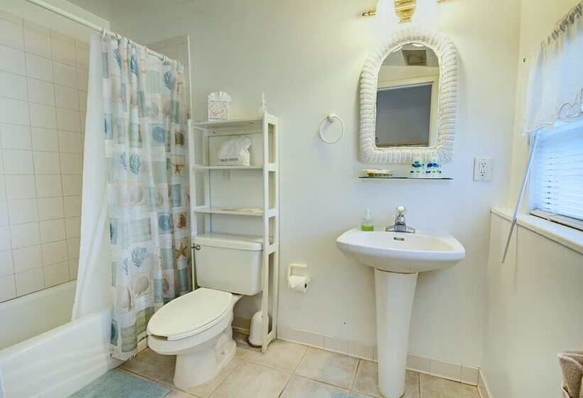 Beachfront Bed & Breakfast