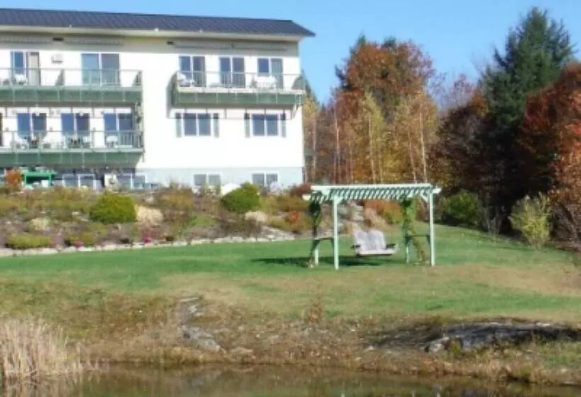 مبيت وإفطار Coppertoppe Inn & Retreat Center