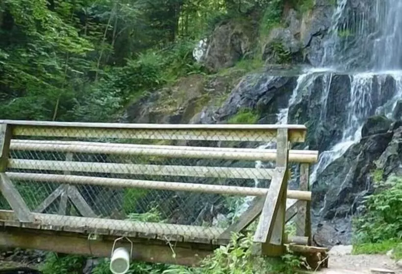 住宿加早餐  Auberge d'Hôtes l'Instant