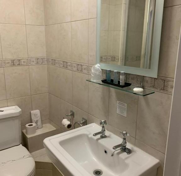 مبيت وإفطار Peregrine House