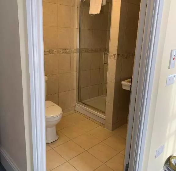 مبيت وإفطار Peregrine House